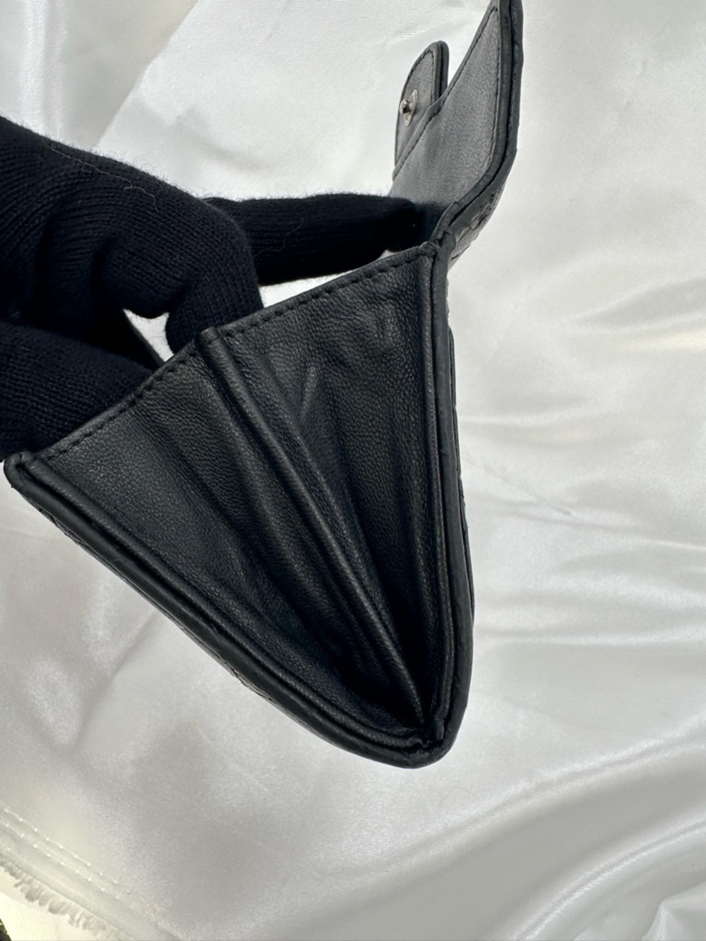 Chanel Matelasse Card Holder A509D1E9P9 - Picture 11 of 15